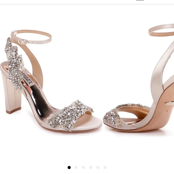 Badgley Mischka Collection Libby Ankle strap sandal size 8 - Picture 2 of 6